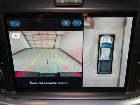 Used 2025 Ford F250 Platinum w/ Platinum Plus Package image 29