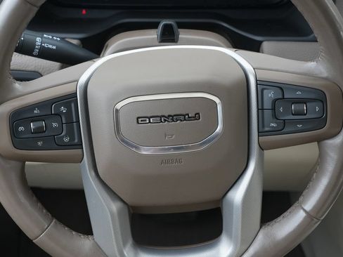 Used 2023 GMC Yukon XL Denali w/ Denali Reserve Package AWD/4WD image 19