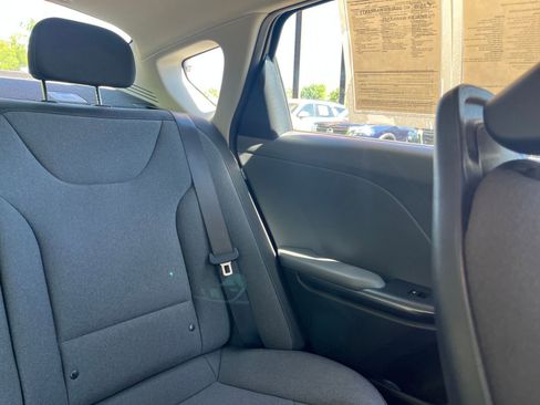 Used 2025 Kia K4 FWD image 36