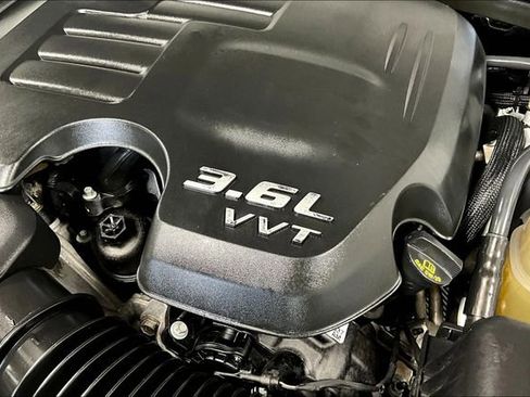 Used 2019 Dodge Charger GT image 31