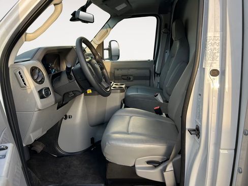 New 2026 Ford E-450 and Econoline 450 Super Duty w/ Power Equipment Group image 5