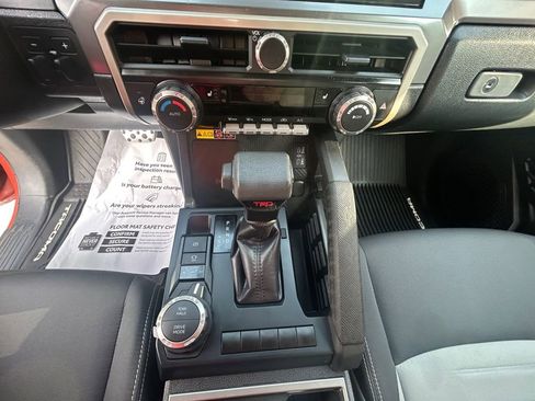 Certified 2025 Toyota Tacoma TRD Sport w/ TRD Sport Upgrade Package AWD/4WD image 11