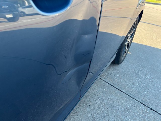 Used 2018 Ford Focus SEL FWD image 4