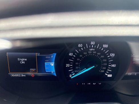 Used 2017 Ford Fusion Titanium FWD image 1