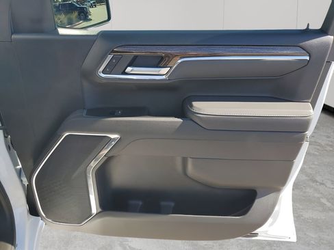 Used 2026 GMC Sierra 1500 Elevation image 13