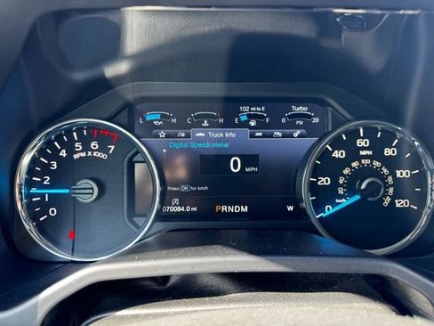 Used 2017 Ford F150 Lariat w/ Equipment Group 502A Luxury image 22