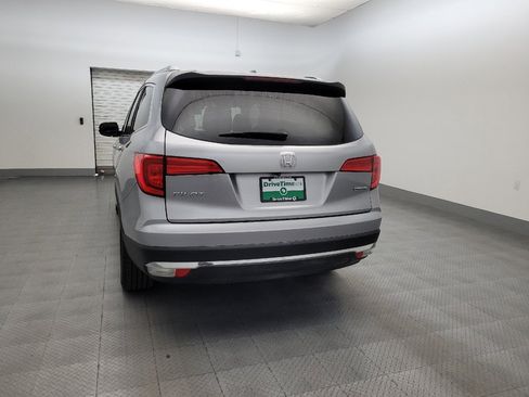 Used 2016 Honda Pilot Touring image 6