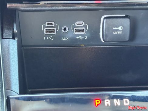 Used 2024 Jeep Grand Cherokee Laredo X RWD image 25
