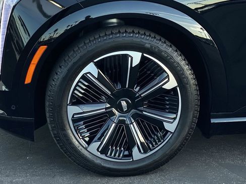 Certified 2025 Cadillac Escalade IQ Sport 1 AWD/4WD image 47