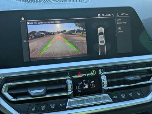 Used 2022 BMW 430i xDrive Coupe w/ M Sport Package image 17