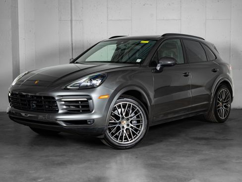 Certified 2023 Porsche Cayenne AWD/4WD image 1