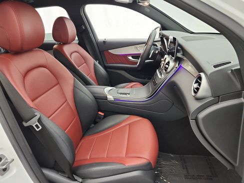 Used 2022 Mercedes-Benz GLC 300 image 25