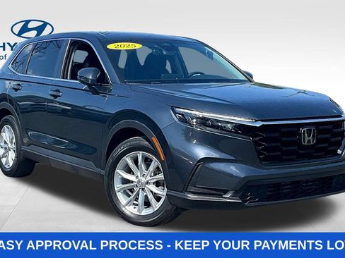 Used 2025 Honda CR-V EX image 3