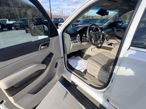 Used 2018 GMC Yukon Denali w/ Denali Ultimate Package image 9
