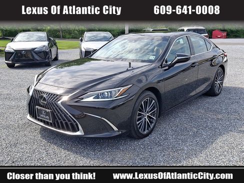 Certified 2024 Lexus ES 350 w/ Premium Package FWD image 3