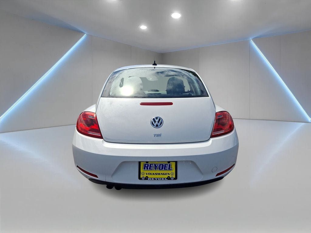 Used 2013 Volkswagen Beetle TDI FWD image 5