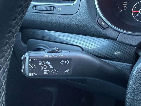 Used 2010 Volkswagen Jetta TDI image 38