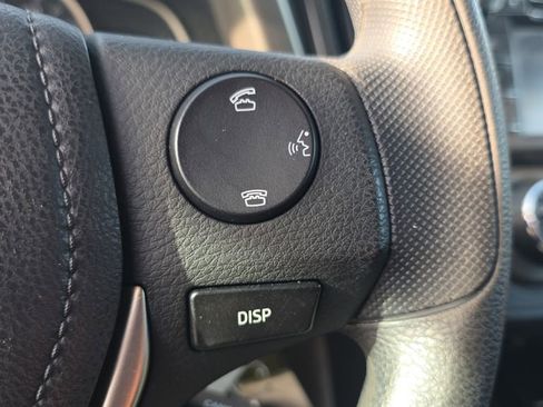 Used 2015 Toyota RAV4 LE FWD image 20