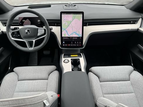 Certified 2025 Volvo EX90 Ultra AWD/4WD image 26