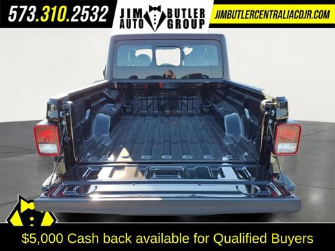 New 2026 Jeep Gladiator Sport image 7