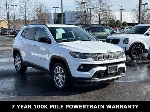 Used 2022 Jeep Compass Latitude w/ Sun and Sound Group image 1