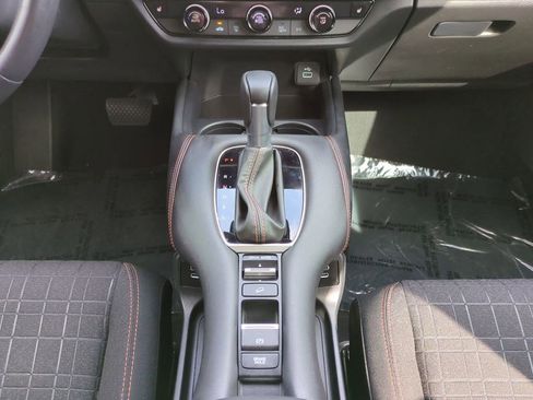 Used 2024 Honda HR-V Sport image 19