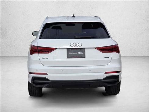 Certified 2025 Audi Q3 2.0T Premium w/ Convenience Package AWD/4WD image 6