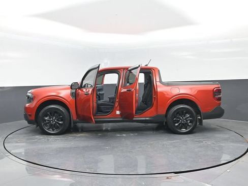 Certified 2024 Ford Maverick XLT w/ XLT Luxury Package AWD/4WD image 28