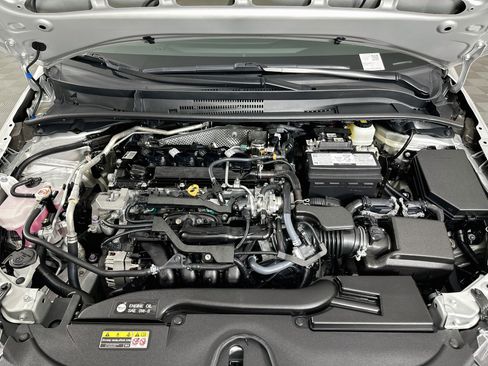 Used 2025 Toyota Corolla LE FWD image 30