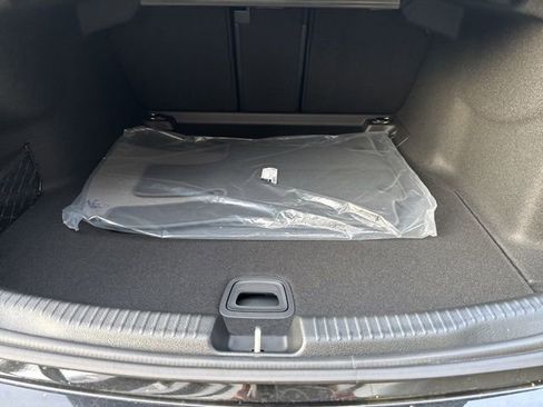 Used 2024 Mercedes-Benz C 300 4MATIC Sedan image 10