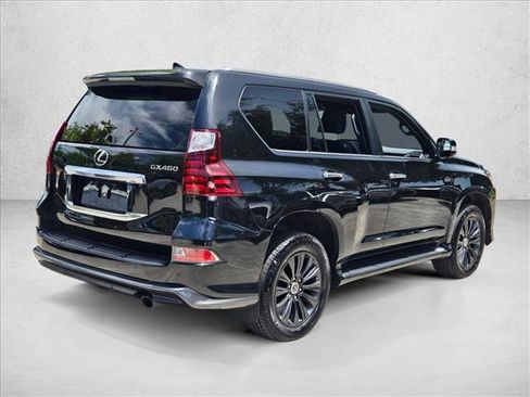 Used 2022 Lexus GX 460 Premium w/ Accessory Package AWD/4WD image 5