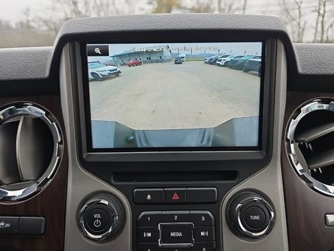 Used 2016 Ford F350 Lariat w/ Lariat Ultimate Package image 25