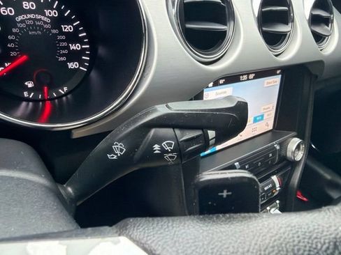 Used 2017 Ford Mustang Premium RWD image 41