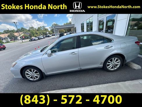 Used 2011 Lexus ES 350 FWD image 4