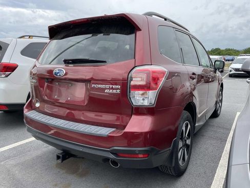 Used 2017 Subaru Forester 2.5i Limited AWD/4WD image 4