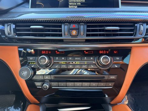 Used 2015 BMW X6 M image 26