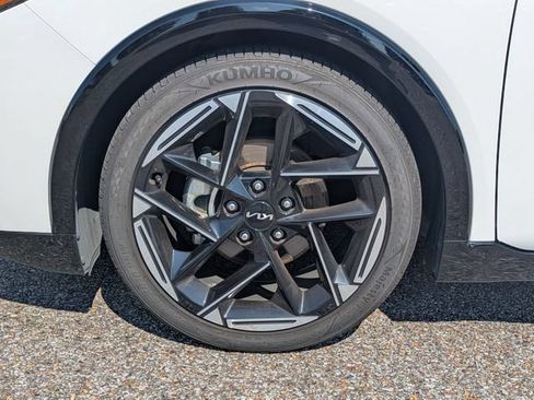 Used 2025 Kia K4 GT-Line w/ GT-Line Sunroof Package FWD image 12
