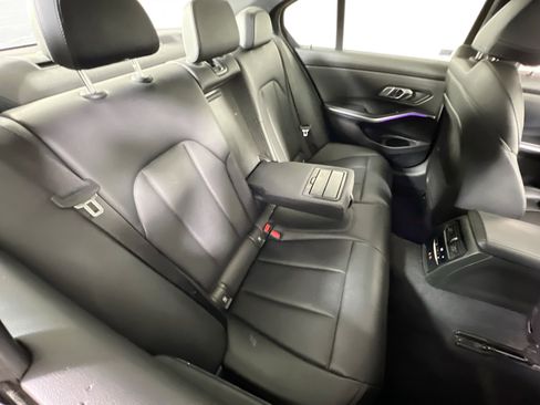 Used 2022 BMW 330e xDrive w/ Premium Package image 27