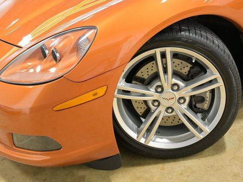 Used 2007 Chevrolet Corvette Convertible w/ Preferred Equipment Group RWD image 5