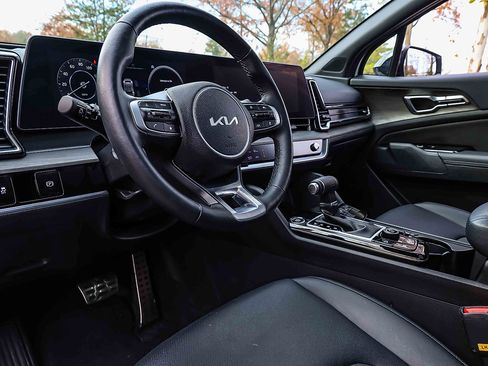 Certified 2025 Kia Sportage X-Pro image 7