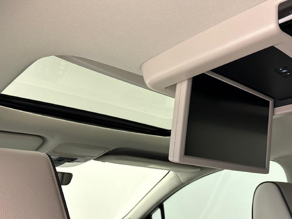 New 2027 Honda Odyssey Touring image 12