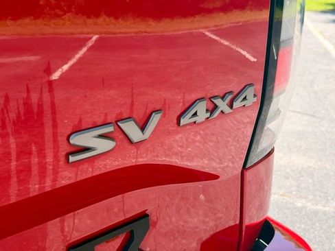 Used 2022 Nissan Frontier SV AWD/4WD image 16