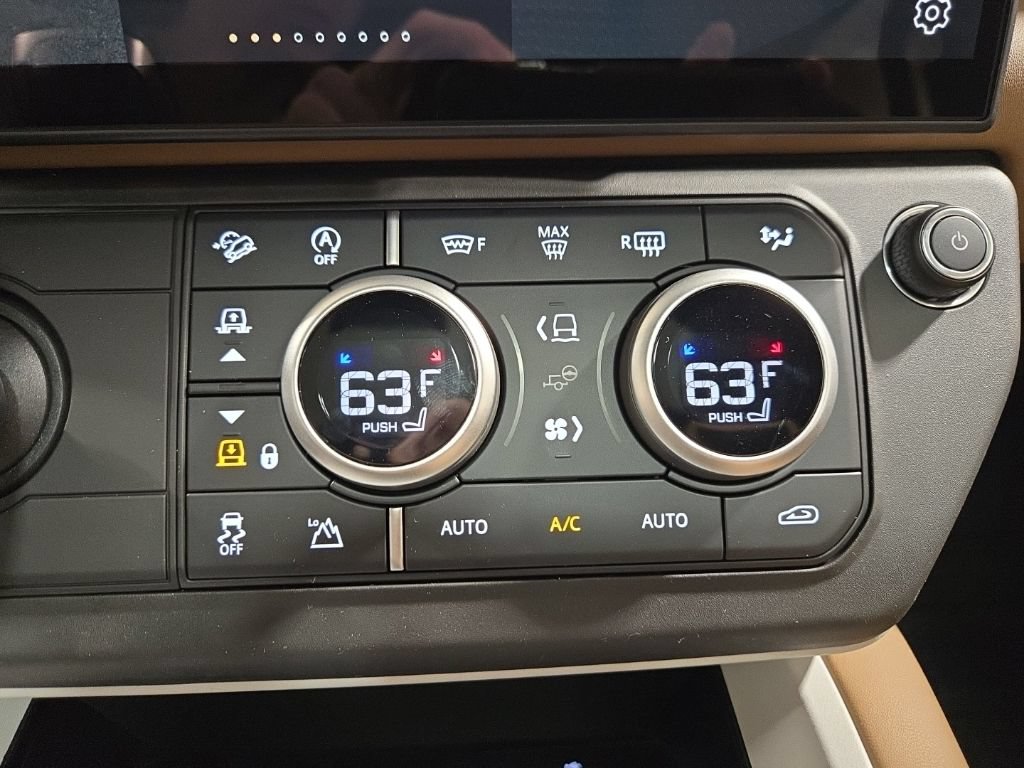 New 2026 Land Rover Defender 110 S AWD/4WD image 16