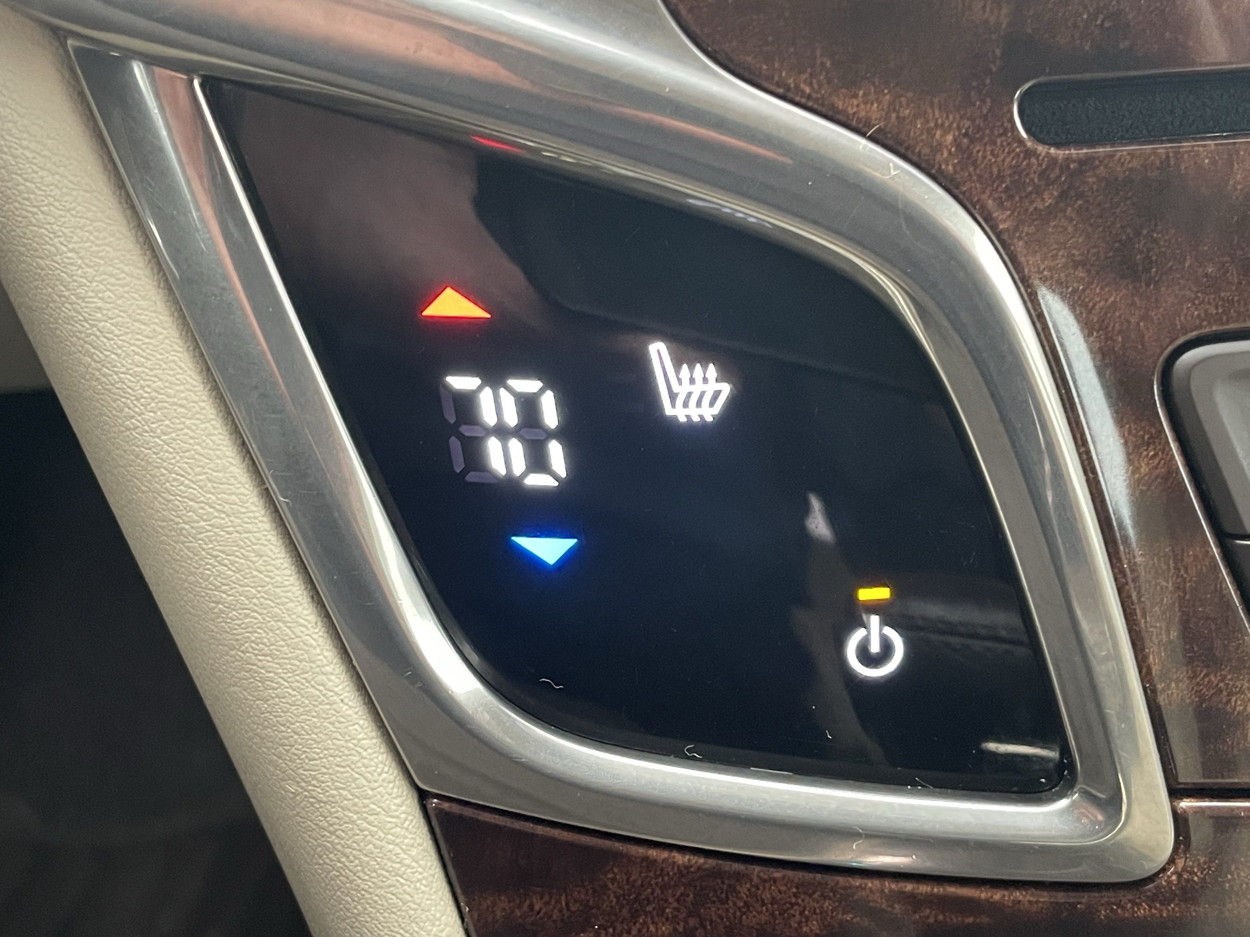 Used 2014 Buick LaCrosse Leather FWD image 26