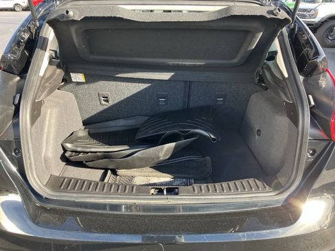 Used 2018 Ford Focus SE image 30