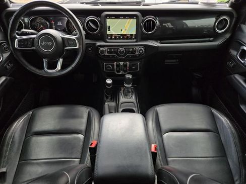 Used 2021 Jeep Wrangler Unlimited Sahara AWD/4WD image 18