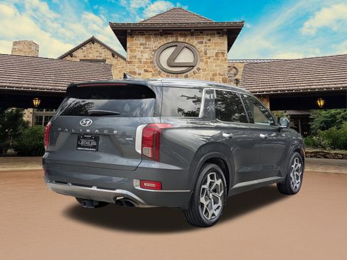 Used 2022 Hyundai Palisade Calligraphy w/ Cargo Package AWD/4WD image 2