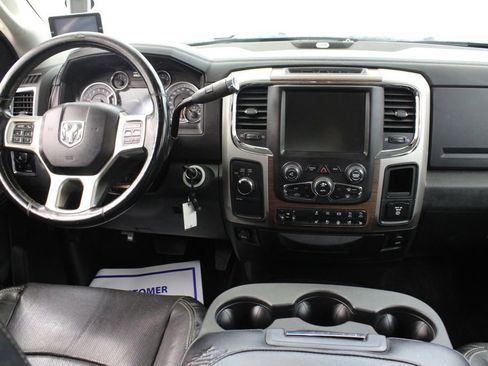 Used 2016 RAM 2500 Laramie AWD/4WD image 9