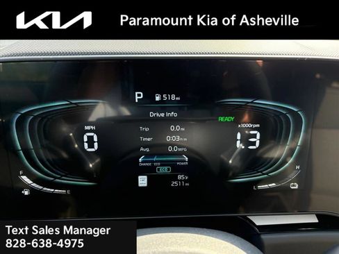 Certified 2025 Kia Niro EX Touring FWD image 9