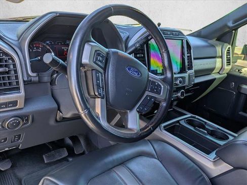 Used 2022 Ford F450 Platinum w/ FX4 Off-Road Package image 9